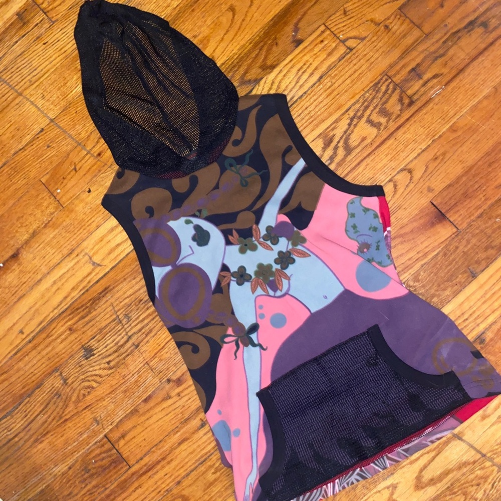 Rare custo Barcelona sleeveless hoodie